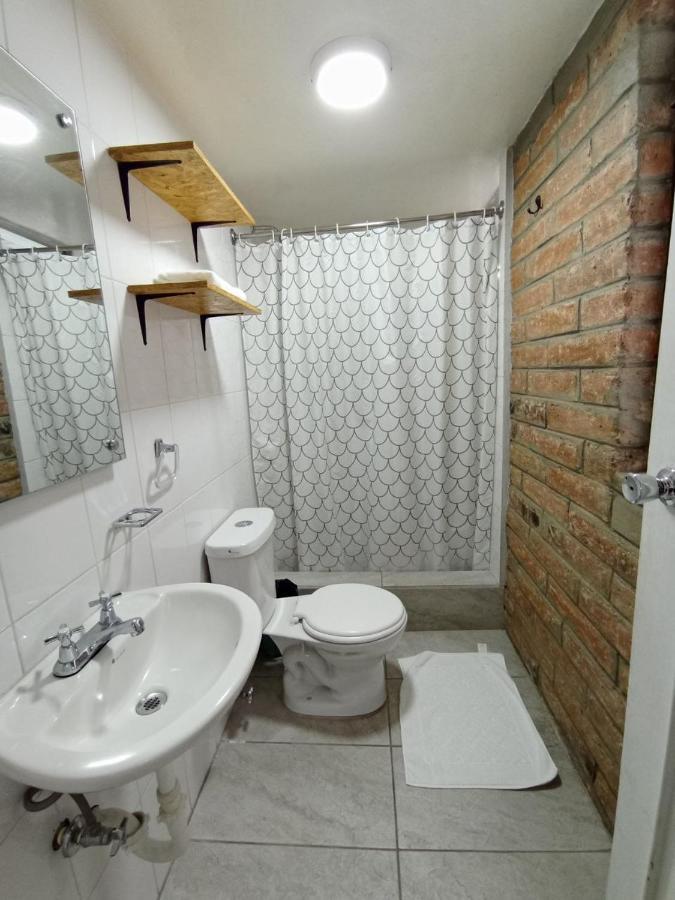 Hotel 9 De Octubre Quito Extérieur photo