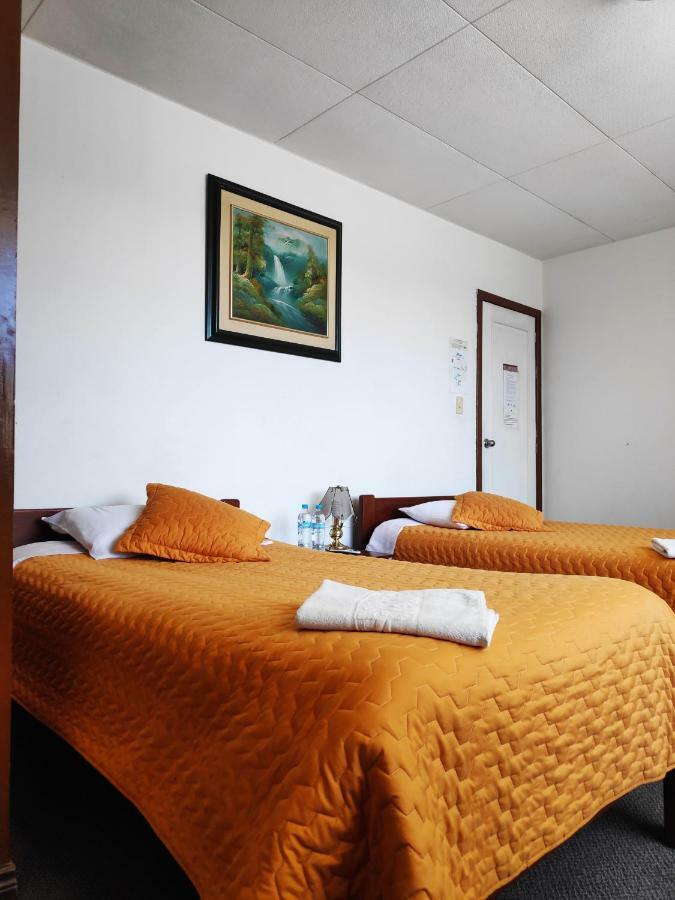 Hotel 9 De Octubre Quito Extérieur photo