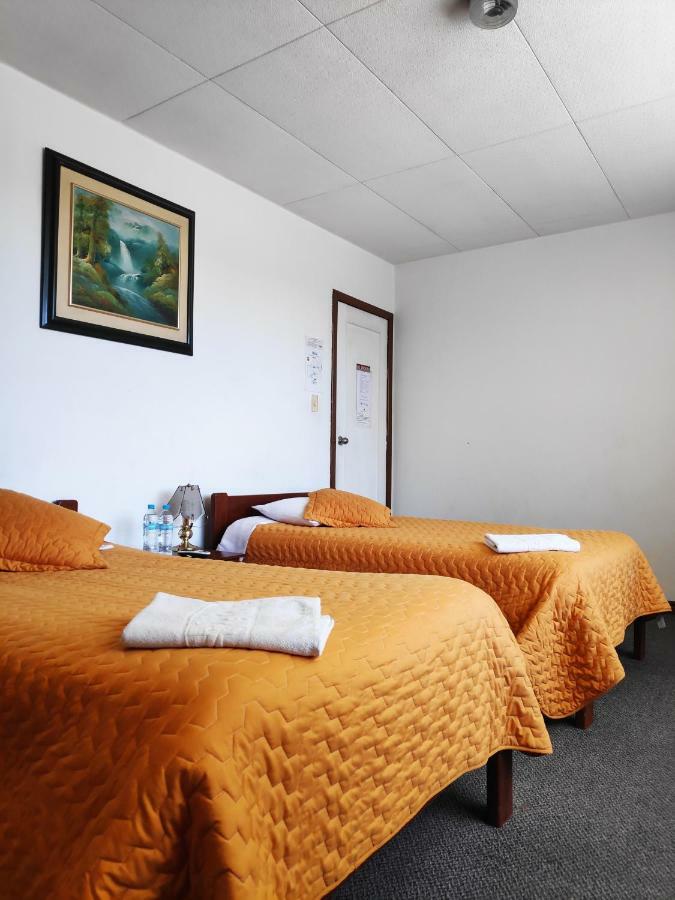 Hotel 9 De Octubre Quito Extérieur photo